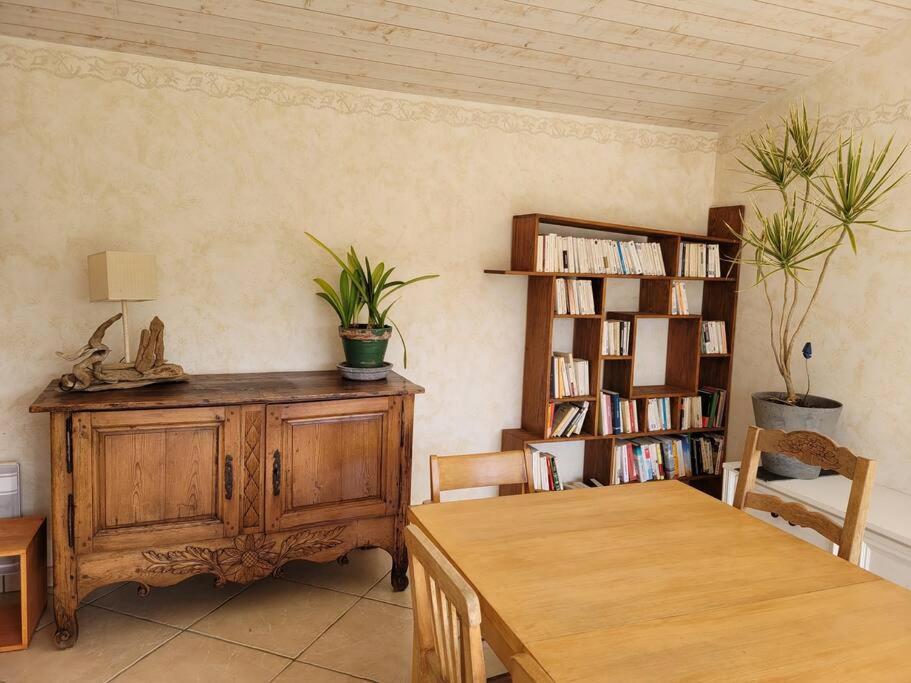Maison Au Calme A 2 Pas Du Port Cancale Luaran gambar