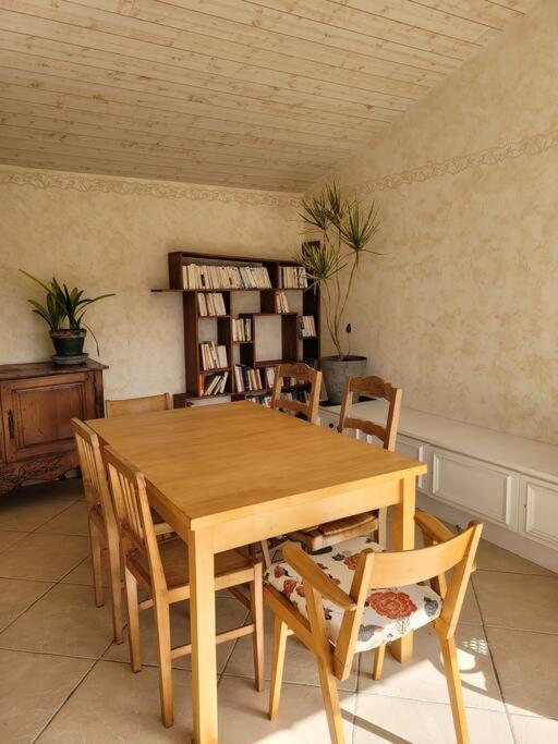 Maison Au Calme A 2 Pas Du Port Cancale Luaran gambar